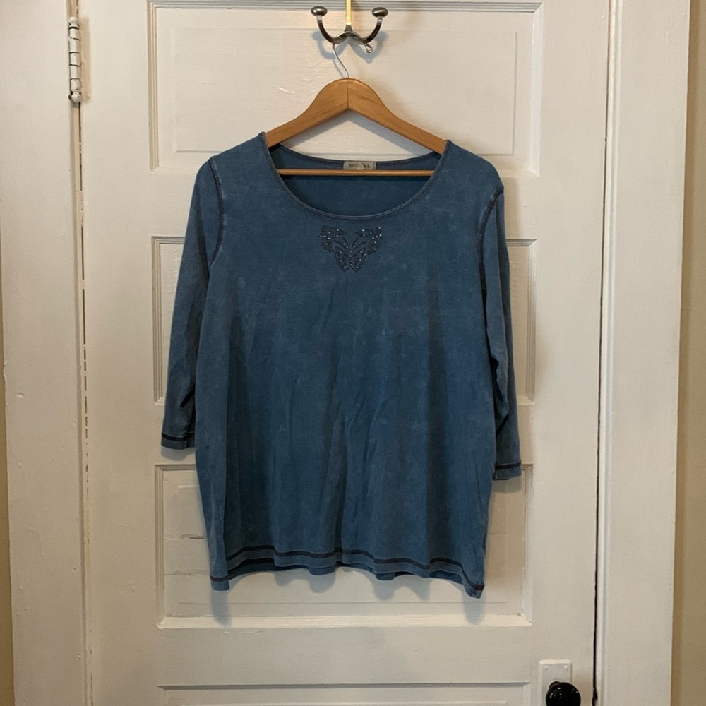 3/4 Sleeve 1X  Woman’s Blue Top